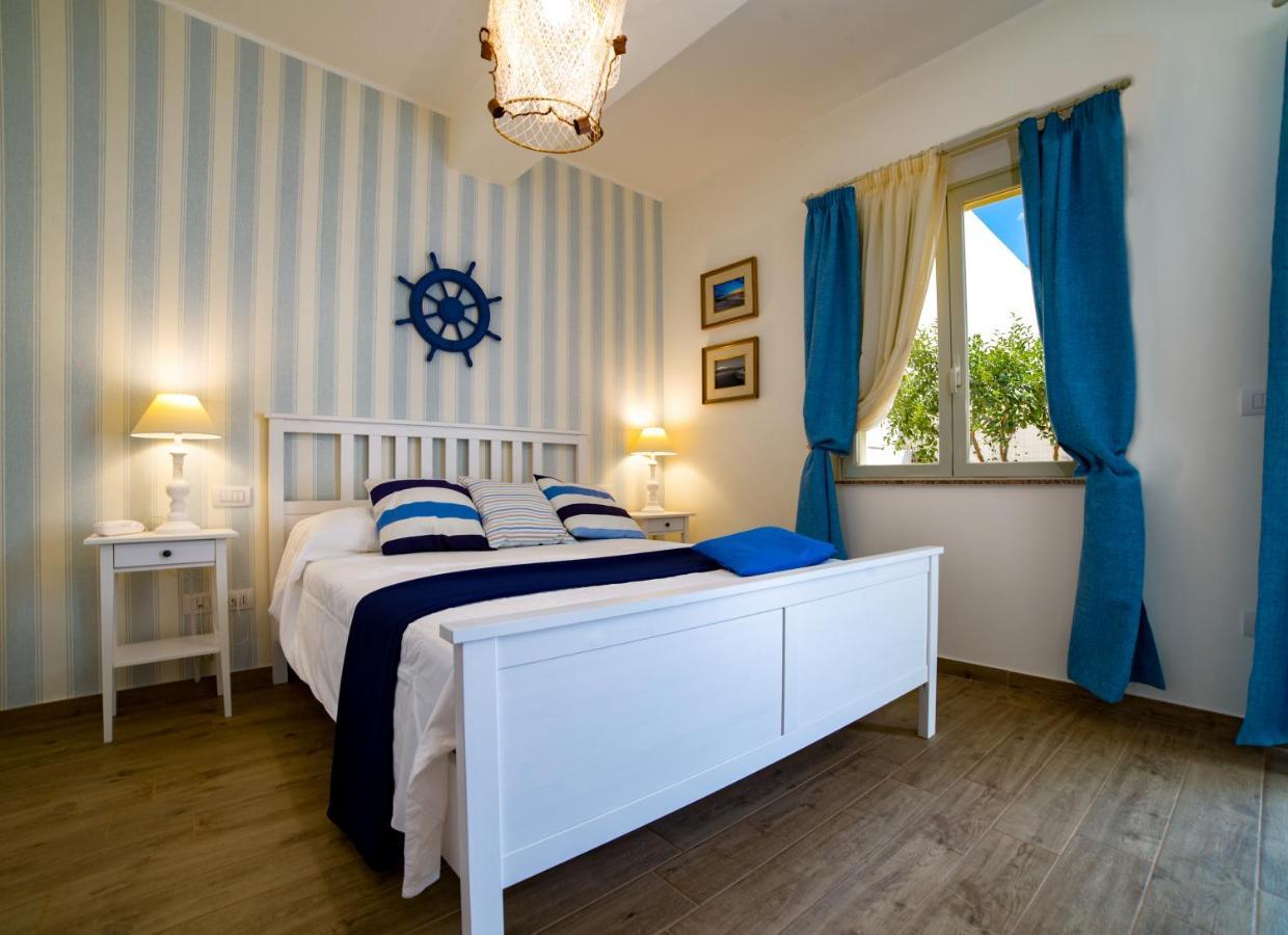 Quattro Torri B&B Санта-Тереза-ди-Рива Экстерьер фото
