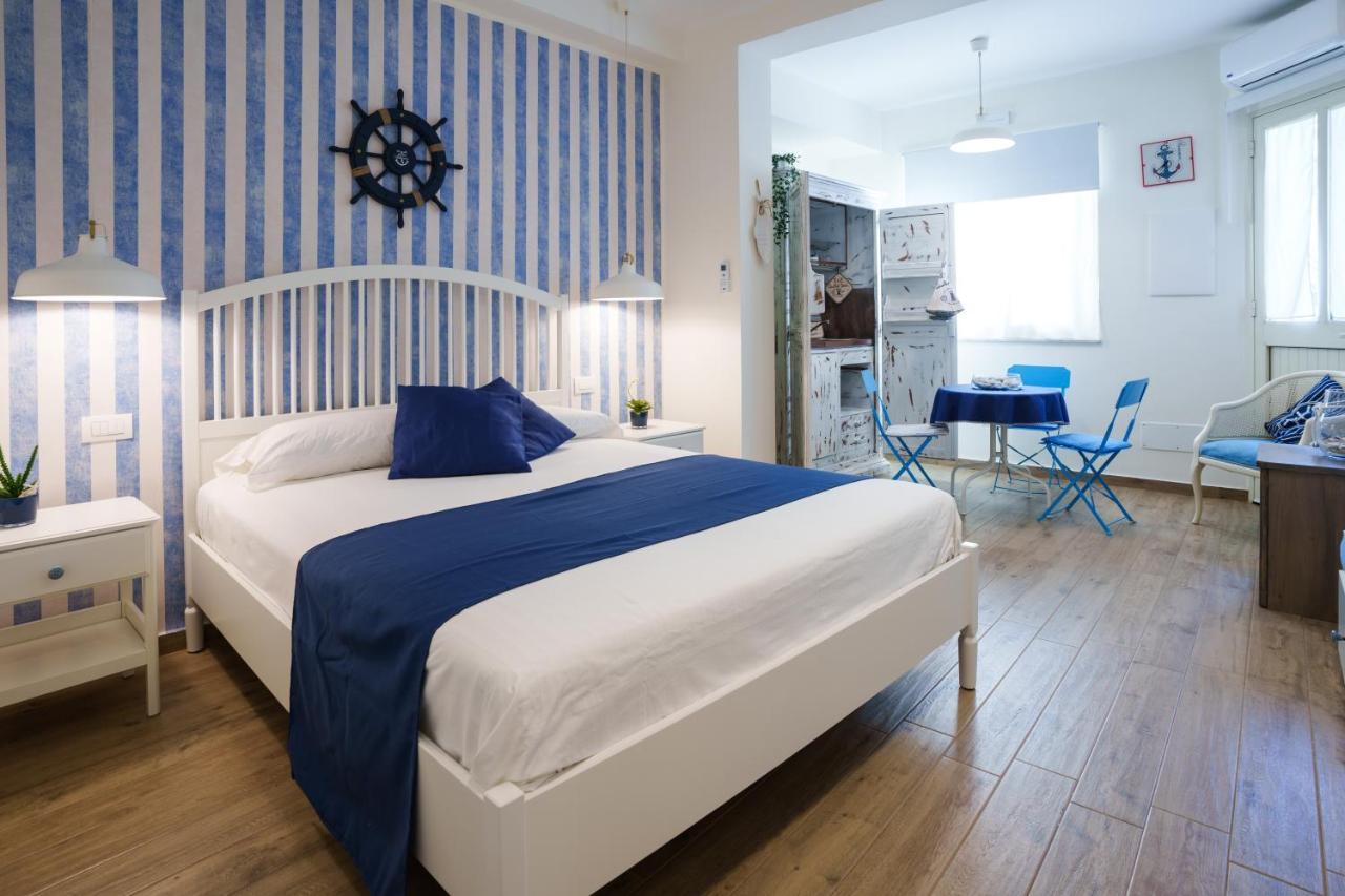 Quattro Torri B&B Санта-Тереза-ди-Рива Экстерьер фото