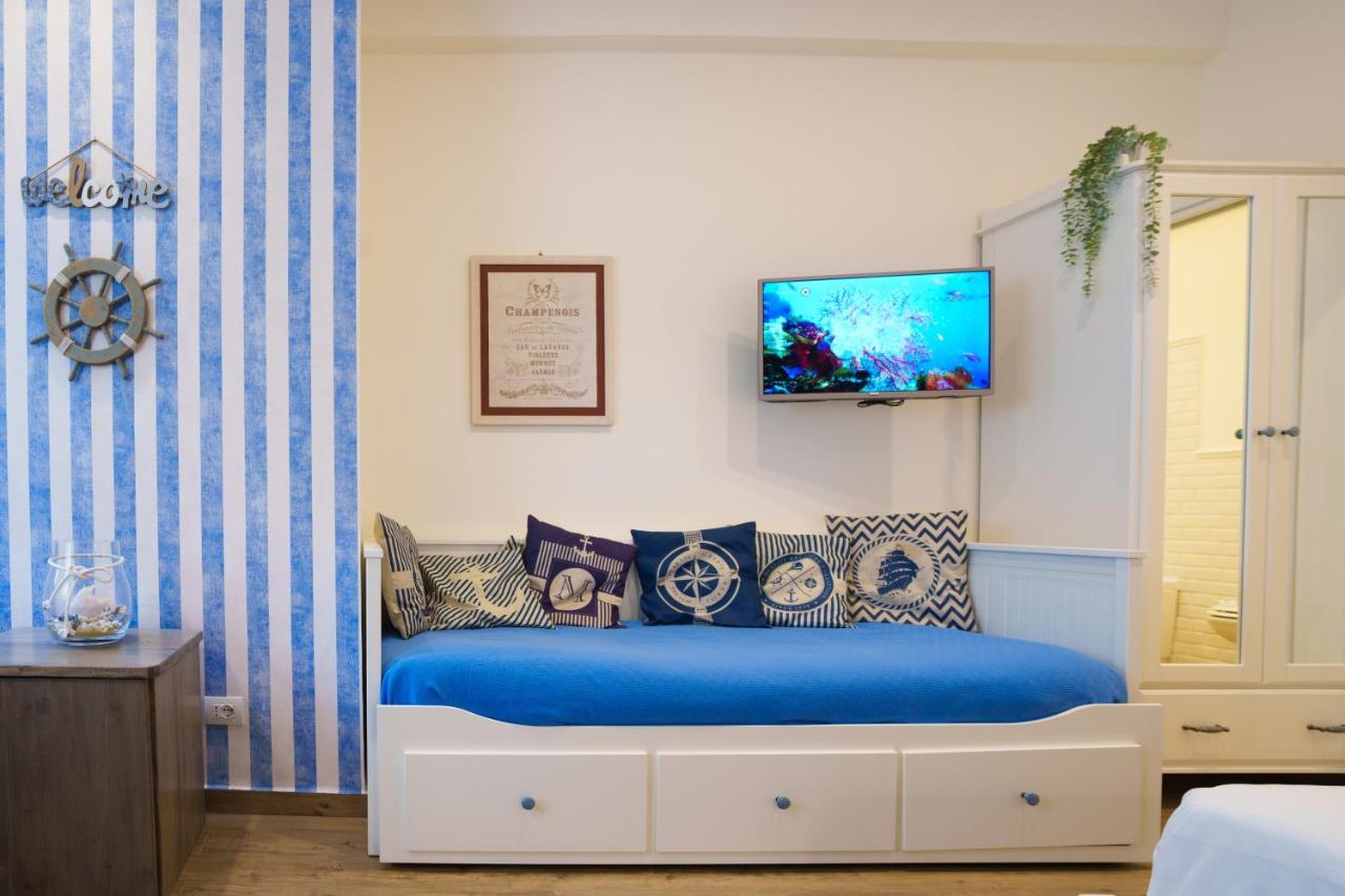 Quattro Torri B&B Санта-Тереза-ди-Рива Экстерьер фото