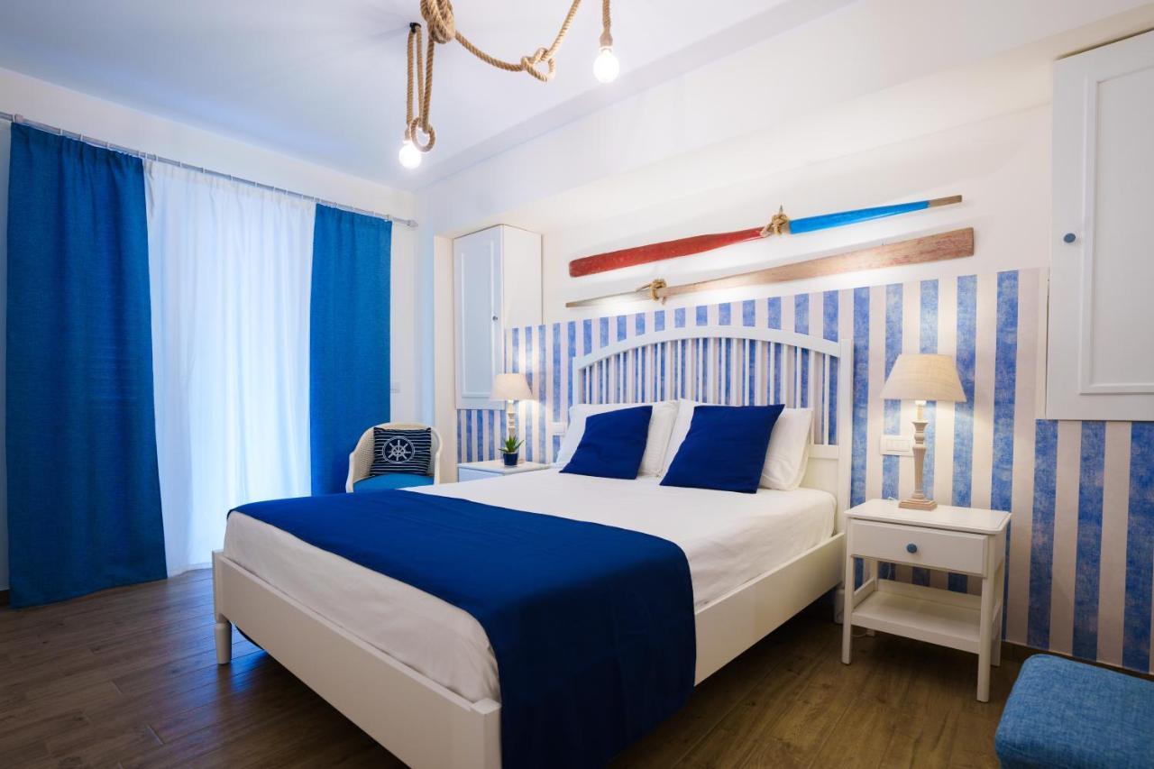 Quattro Torri B&B Санта-Тереза-ди-Рива Экстерьер фото