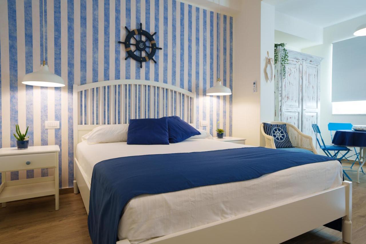 Quattro Torri B&B Санта-Тереза-ди-Рива Экстерьер фото