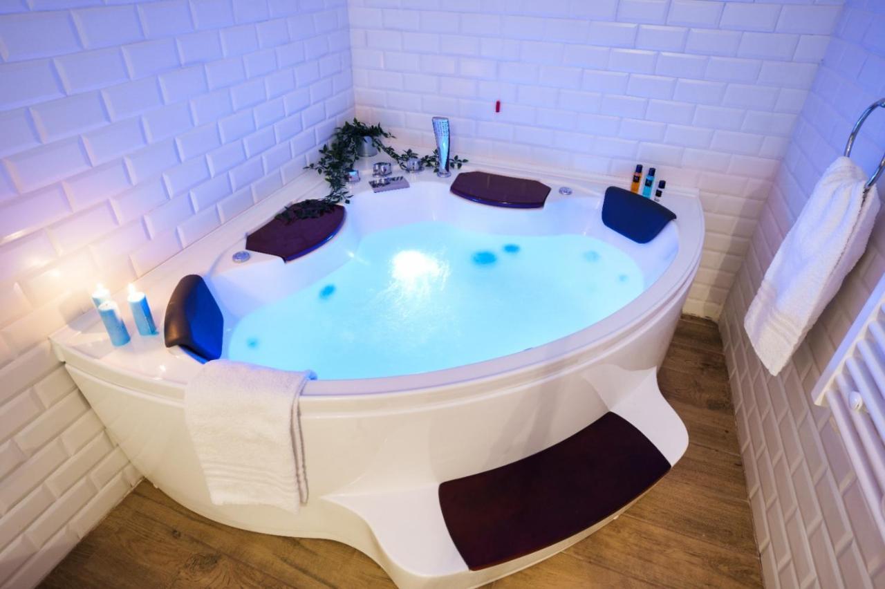 Quattro Torri B&B Санта-Тереза-ди-Рива Экстерьер фото