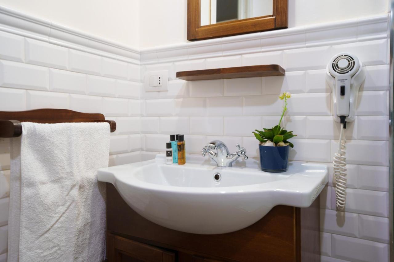 Quattro Torri B&B Санта-Тереза-ди-Рива Экстерьер фото